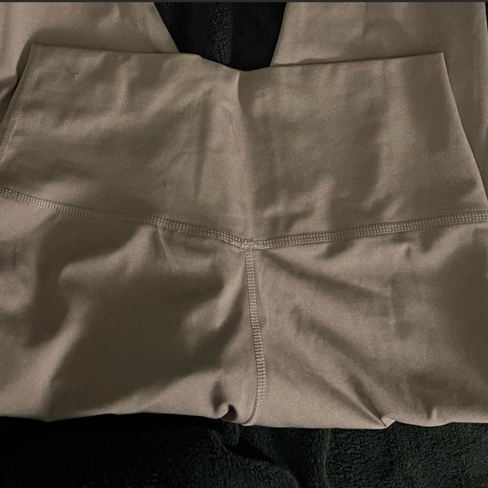 Unworn leggings dri fit